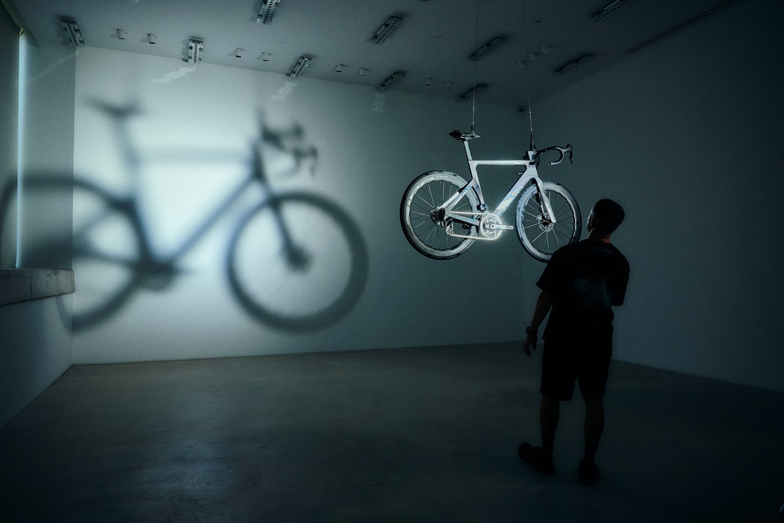 MyCanyon — Aeroad CFR — MyCanyon × Felipe Pantone · prototipo local — clearance por imagen antes de publicar